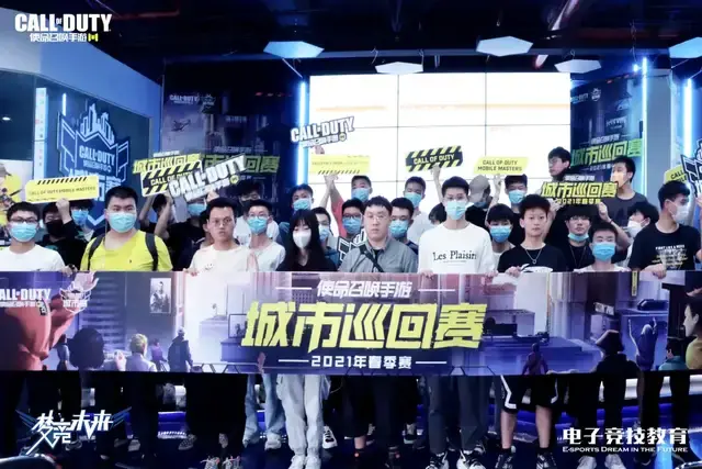 轮的焦点毫 轮的焦点毫