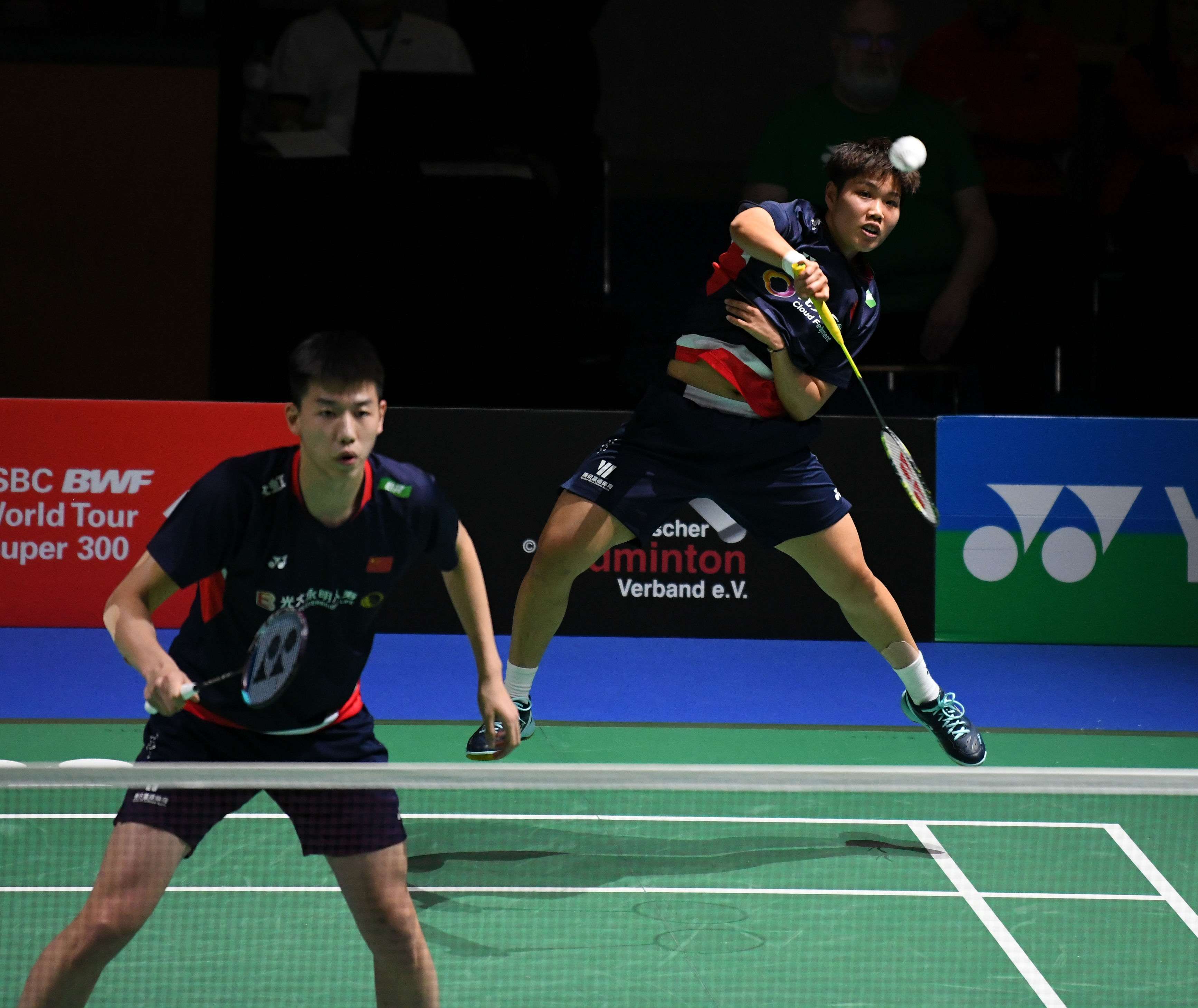 仅吸引了众 仅吸引了众