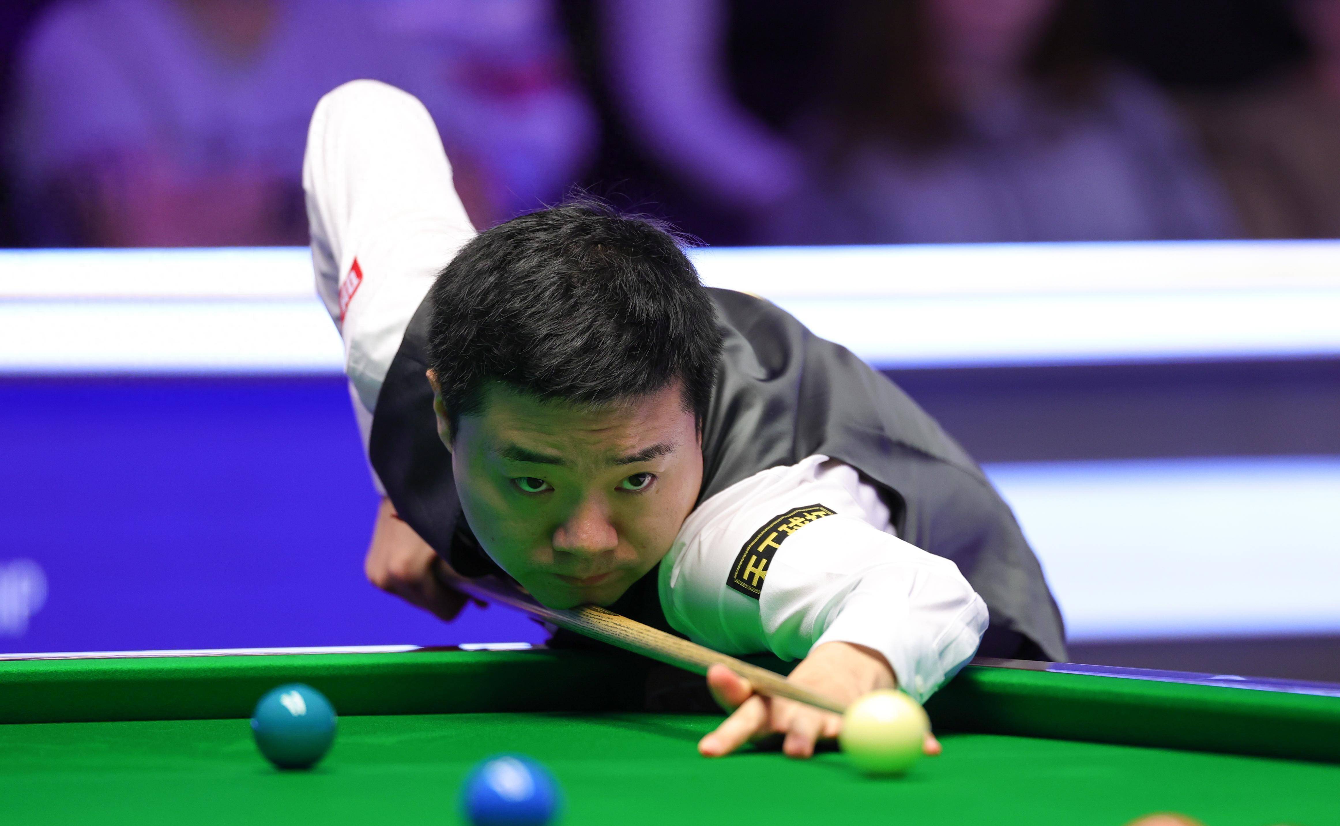 球场依旧是 球场依旧是