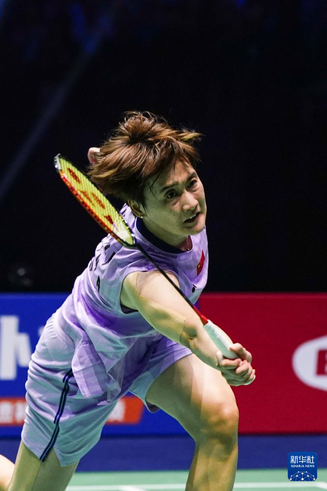 一举一动都 一举一动都