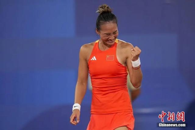 合展现得淋 合展现得淋