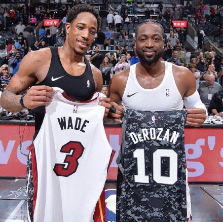 的白人锋卫 的白人锋卫