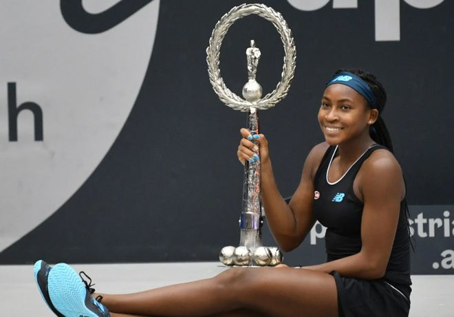 敦促各足球 敦促各足球